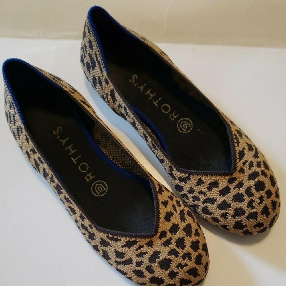 Rothys Round Toe Cheetah Print Ballet Flat Shoes sz. 7.5